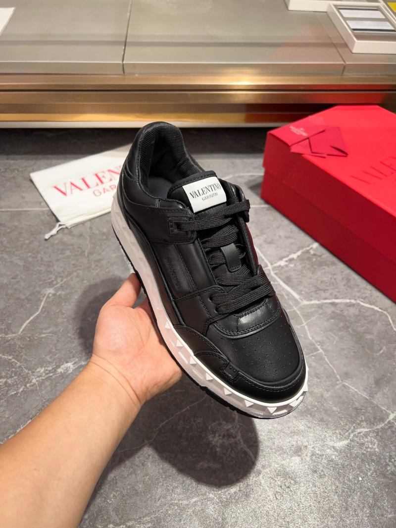 Valentino Sneakers